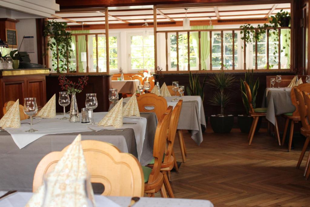 מלון גלוטרטל Gasthaus Zur Linde מראה חיצוני תמונה