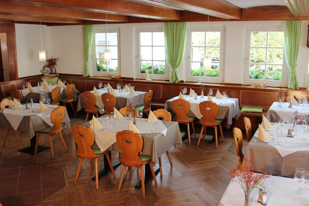 מלון גלוטרטל Gasthaus Zur Linde מראה חיצוני תמונה